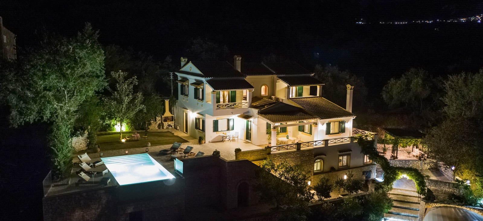 villa-magnolia-front-view